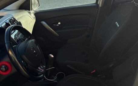 Renault Sandero II рестайлинг, 2015 год, 620 000 рублей, 8 фотография