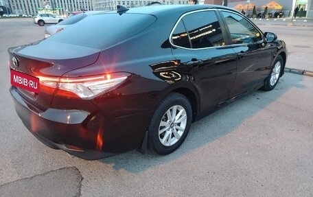 Toyota Camry, 2018 год, 2 450 000 рублей, 14 фотография