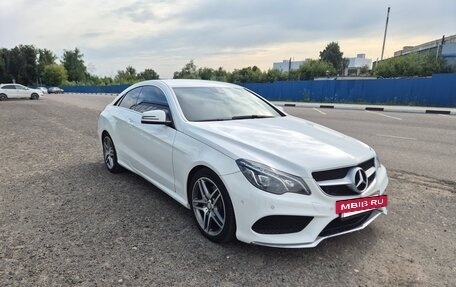 Mercedes-Benz E-Класс, 2015 год, 2 600 000 рублей, 2 фотография