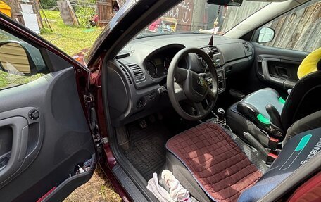 Skoda Fabia II, 2011 год, 770 000 рублей, 13 фотография