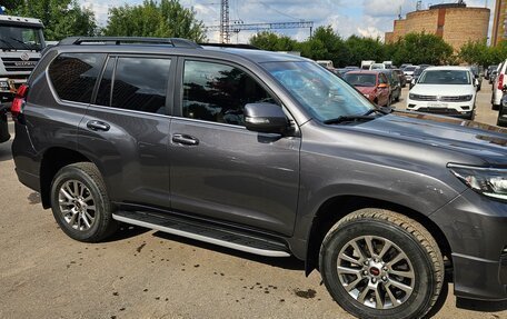 Toyota Land Cruiser Prado 150 рестайлинг 2, 2019 год, 4 900 000 рублей, 2 фотография