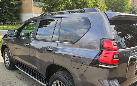 Toyota Land Cruiser Prado 150 рестайлинг 2, 2019 год, 4 900 000 рублей, 4 фотография