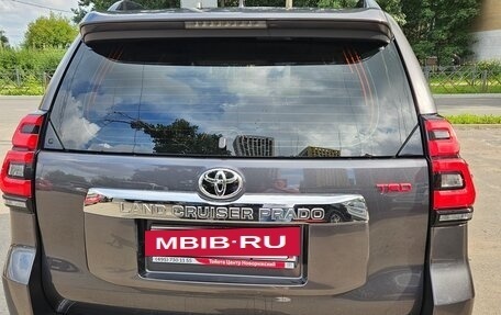 Toyota Land Cruiser Prado 150 рестайлинг 2, 2019 год, 4 900 000 рублей, 3 фотография