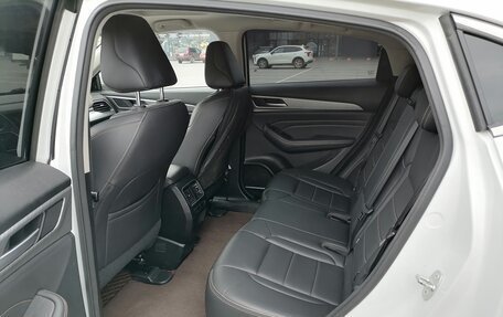 Haval F7x I, 2021 год, 1 920 000 рублей, 10 фотография