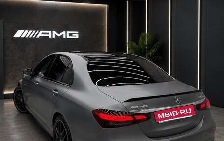 Mercedes-Benz E-Класс AMG, 2022 год, 16 000 000 рублей, 5 фотография