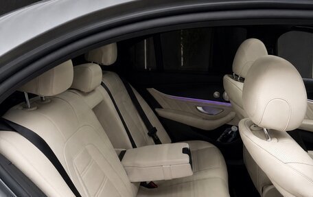 Mercedes-Benz E-Класс AMG, 2022 год, 16 000 000 рублей, 9 фотография
