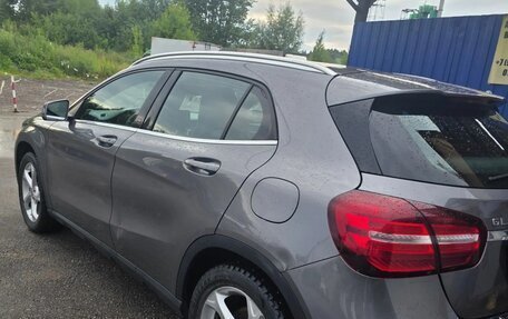 Mercedes-Benz GLA, 2018 год, 2 150 000 рублей, 12 фотография
