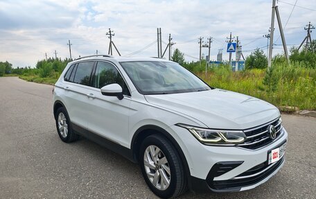 Volkswagen Tiguan II, 2021 год, 3 300 000 рублей, 5 фотография