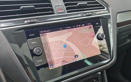 Volkswagen Tiguan II, 2021 год, 3 300 000 рублей, 24 фотография