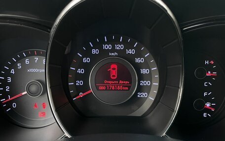 KIA Rio III рестайлинг, 2011 год, 890 000 рублей, 14 фотография