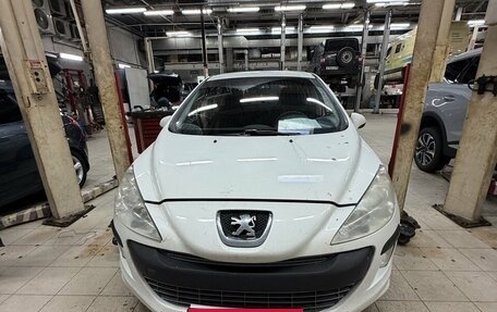 Peugeot 308 II, 2011 год, 429 000 рублей, 2 фотография