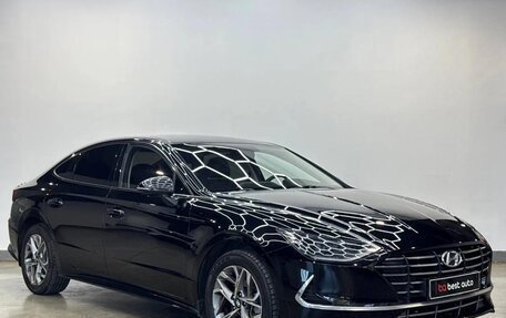 Hyundai Sonata VIII, 2019 год, 2 250 000 рублей, 3 фотография