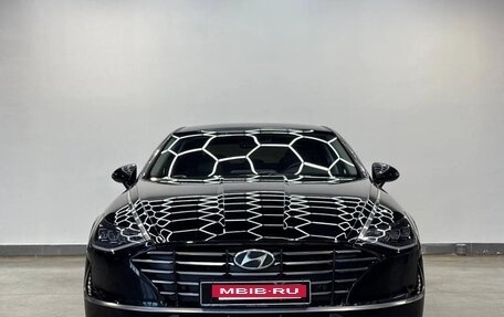 Hyundai Sonata VIII, 2019 год, 2 250 000 рублей, 2 фотография