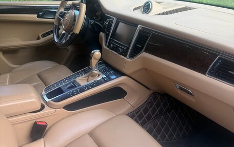 Porsche Macan I рестайлинг, 2014 год, 2 850 000 рублей, 2 фотография