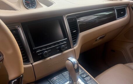 Porsche Macan I рестайлинг, 2014 год, 2 850 000 рублей, 6 фотография