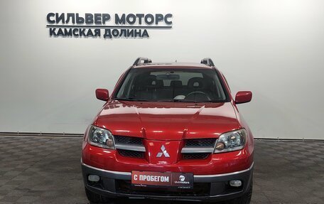 Mitsubishi Outlander III рестайлинг 3, 2004 год, 560 000 рублей, 4 фотография