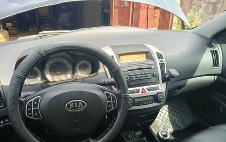 KIA cee'd I рестайлинг, 2009 год, 350 000 рублей, 4 фотография