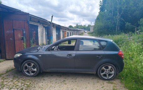 KIA cee'd I рестайлинг, 2009 год, 350 000 рублей, 2 фотография