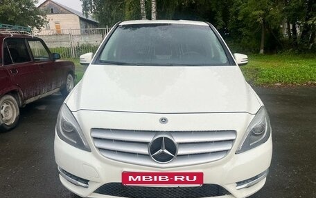 Mercedes-Benz B-Класс, 2013 год, 940 000 рублей, 5 фотография