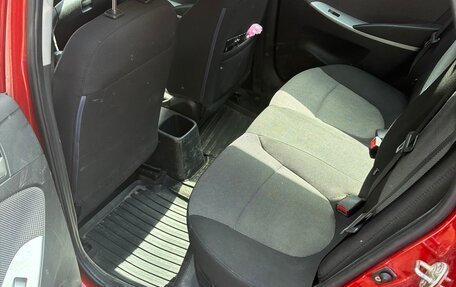 Hyundai Solaris II рестайлинг, 2012 год, 375 000 рублей, 5 фотография