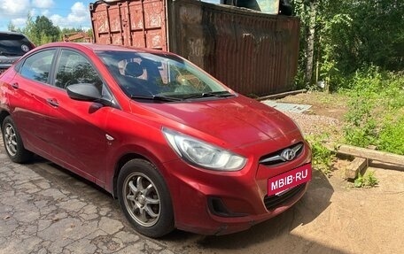 Hyundai Solaris II рестайлинг, 2012 год, 375 000 рублей, 2 фотография