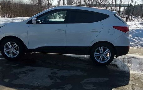 Hyundai ix35 I рестайлинг, 2013 год, 1 100 000 рублей, 7 фотография