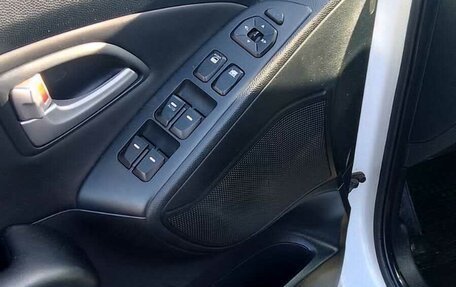 Hyundai ix35 I рестайлинг, 2013 год, 1 100 000 рублей, 11 фотография
