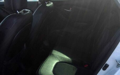 Hyundai ix35 I рестайлинг, 2013 год, 1 100 000 рублей, 15 фотография