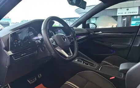 Volkswagen Golf VIII, 2022 год, 1 890 000 рублей, 6 фотография