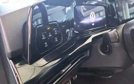 Volkswagen Golf VIII, 2022 год, 1 890 000 рублей, 11 фотография