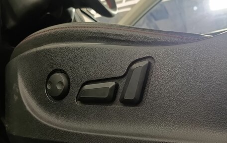 Haval H6, 2017 год, 1 370 000 рублей, 24 фотография