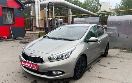 KIA cee'd III, 2014 год, 990 000 рублей, 1 фотография