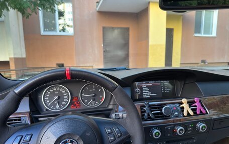 BMW 5 серия, 2009 год, 1 590 000 рублей, 2 фотография