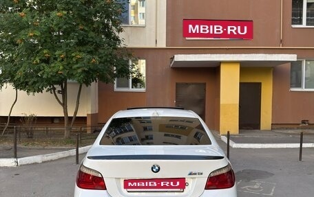 BMW 5 серия, 2009 год, 1 590 000 рублей, 10 фотография