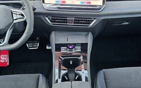 Volkswagen Tiguan, 2026 год, 4 950 000 рублей, 22 фотография