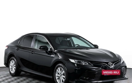Toyota Camry, 2018 год, 2 390 000 рублей, 4 фотография