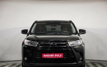 Toyota Highlander III, 2018 год, 3 349 000 рублей, 3 фотография