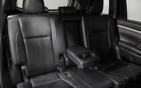 Toyota Highlander III, 2018 год, 3 349 000 рублей, 28 фотография
