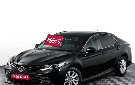 Toyota Camry, 2018 год, 2 390 000 рублей, 23 фотография