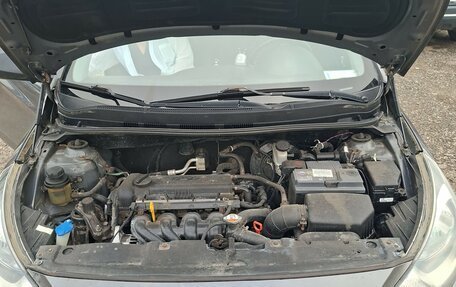 Hyundai Solaris II рестайлинг, 2011 год, 720 000 рублей, 7 фотография