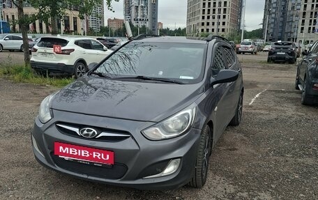 Hyundai Solaris II рестайлинг, 2011 год, 720 000 рублей, 3 фотография