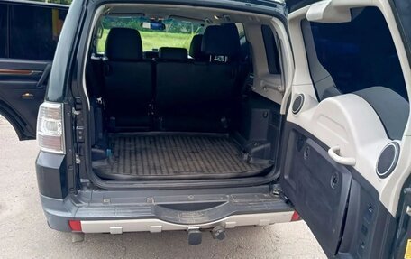 Mitsubishi Pajero IV, 2008 год, 1 625 000 рублей, 4 фотография