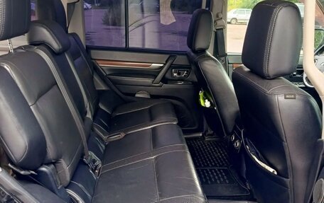 Mitsubishi Pajero IV, 2008 год, 1 625 000 рублей, 10 фотография