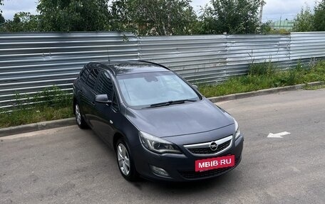 Opel Astra J, 2012 год, 725 000 рублей, 3 фотография