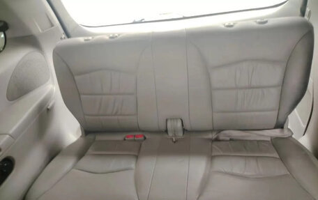 Mazda MPV II, 2004 год, 399 900 рублей, 10 фотография