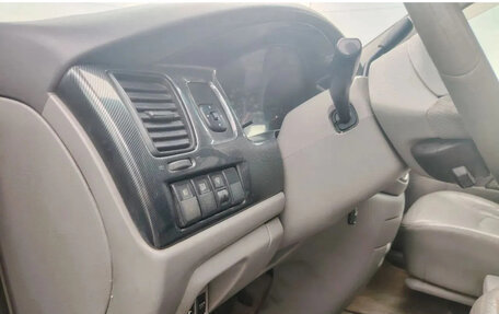 Mazda MPV II, 2004 год, 399 900 рублей, 13 фотография