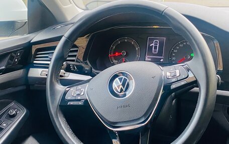 Volkswagen Bora, 2021 год, 2 000 000 рублей, 8 фотография