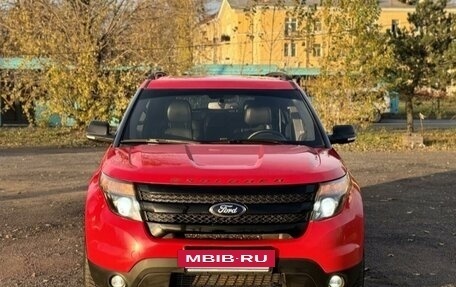 Ford Explorer VI, 2013 год, 1 650 000 рублей, 2 фотография