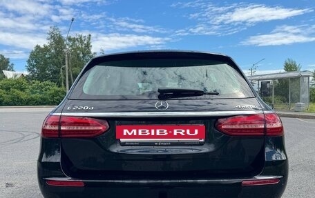 Mercedes-Benz E-Класс, 2022 год, 4 300 000 рублей, 6 фотография