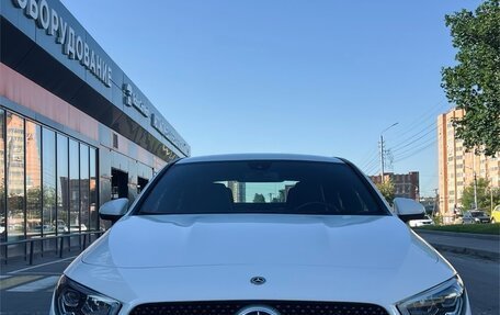 Mercedes-Benz CLA, 2019 год, 2 850 000 рублей, 1 фотография